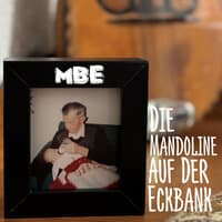 Die Mandoline Auf Der Eckbank