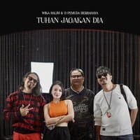 Tuhan Jagakan Dia