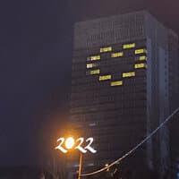 2022